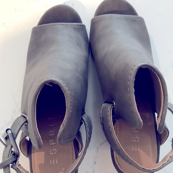 ESPRIT 7,5 shoes - Picture 2 of 3